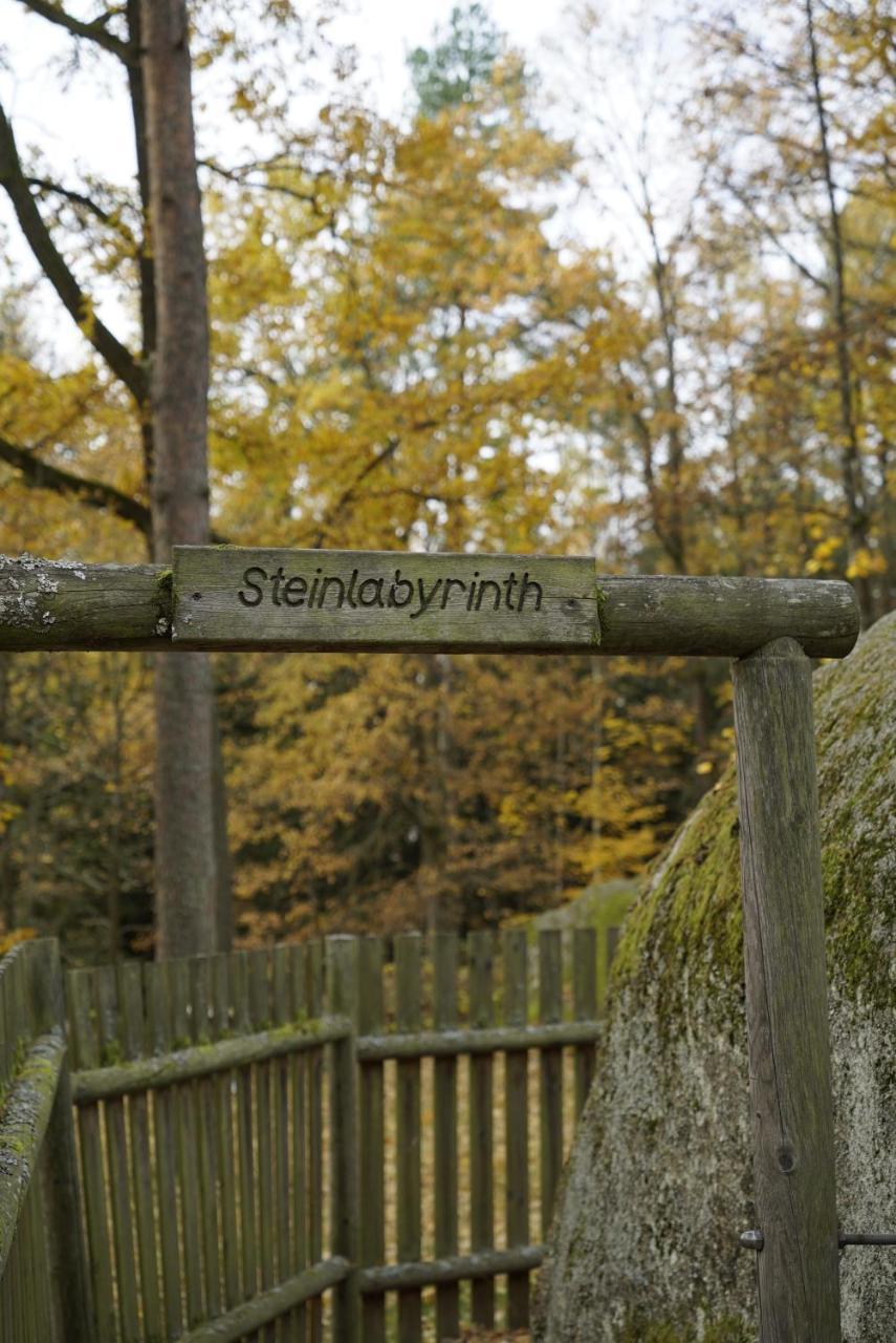 Pension Zum Meridianstein กมึนด์ ภายนอก รูปภาพ